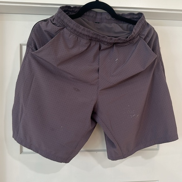Lululemon shorts - Picture 3 of 4